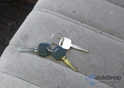 1997 Toyota Avalon Xl from USA, damaged, VIN 4T1BF12B7VU210814